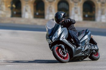 Suzuki Burgman 400 2017 - Bild 2 Suzuki Burgman 400 2017 - Bild 2