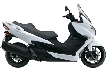 Suzuki Burgman 400 2017 - Bild 3 Suzuki Burgman 400 2017 - Bild 3