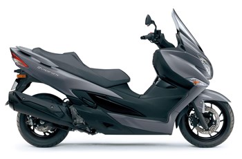 Suzuki Burgman 400 2017 - Bild 4 Suzuki Burgman 400 2017 - Bild 4