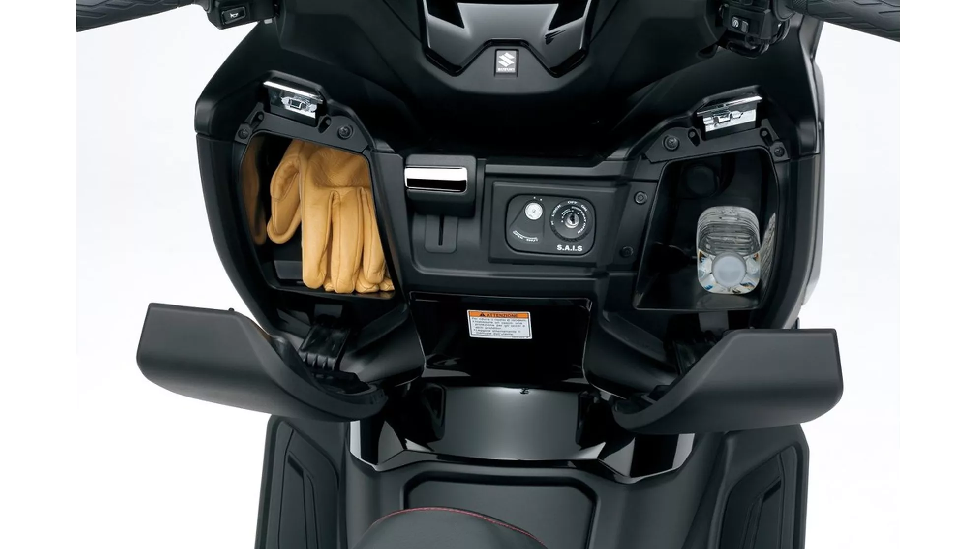 Suzuki Burgman 400 - Image 19 Suzuki Burgman 400 - Image 19