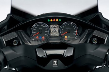 Suzuki Burgman 400 2017 - Bild 30 Suzuki Burgman 400 2017 - Bild 30