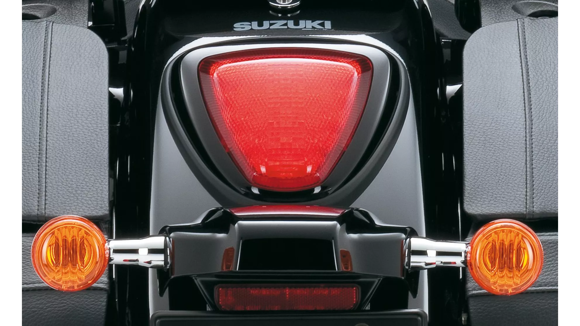 Suzuki Intruder C1500T - Imagem 7