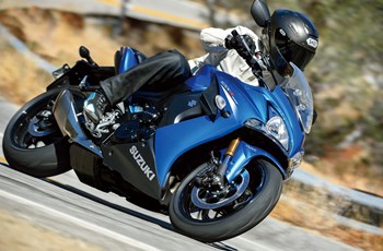 Suzuki GSX-S1000F 2017 - Bild 2 Suzuki GSX-S1000F 2017 - Bild 2
