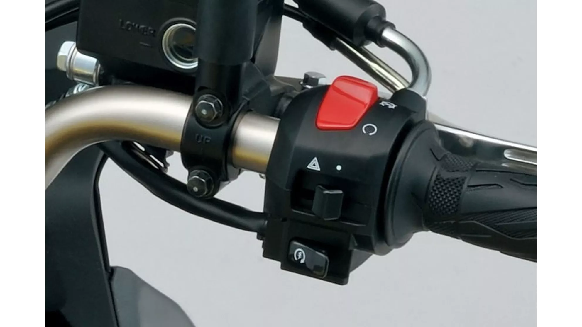 Suzuki V-Strom 650 XT - Image 13 Suzuki V-Strom 650 XT - Image 13