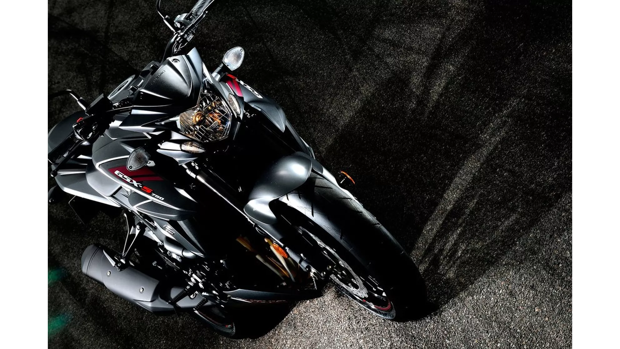 Suzuki GSX-S750 - Image 9 Suzuki GSX-S750 - Image 9