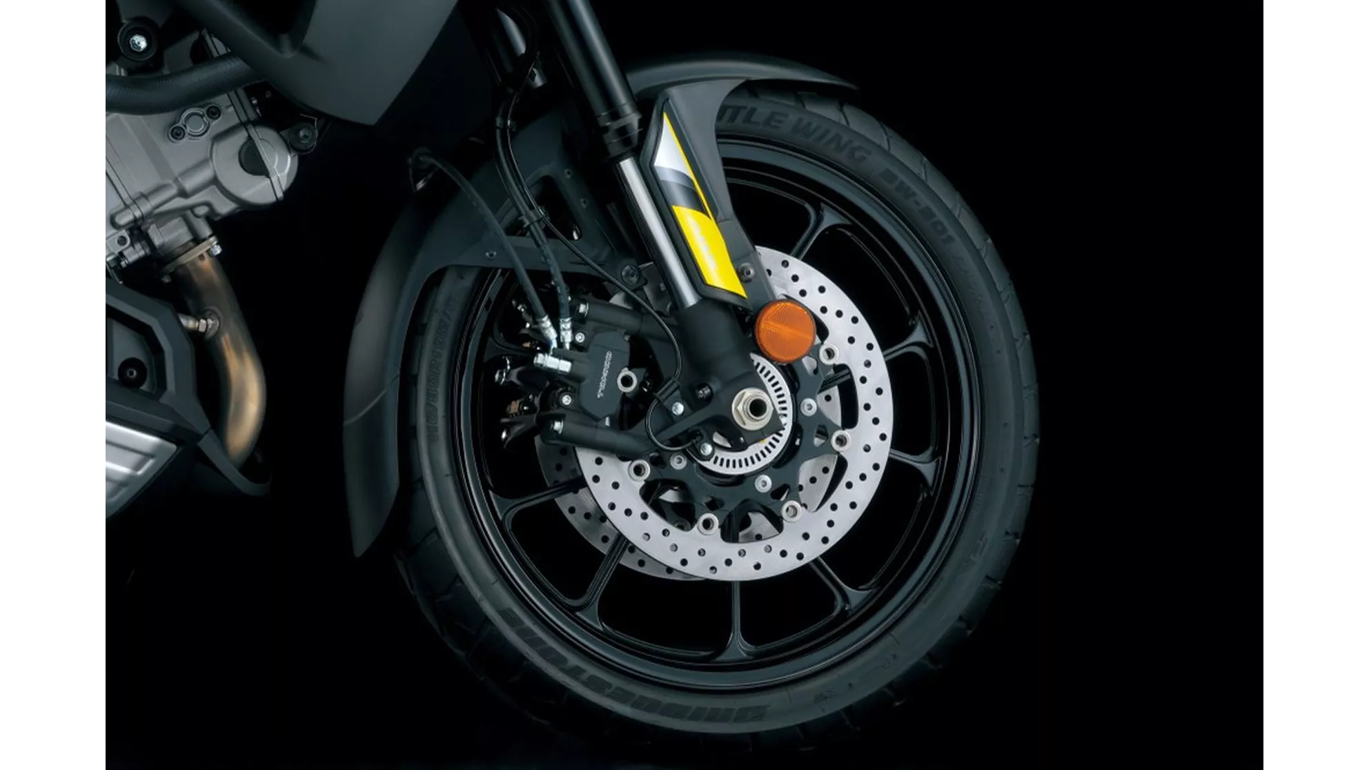Suzuki V-Strom 1000 - Image 10 Suzuki V-Strom 1000 - Image 10