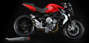 MV Agusta Brutale 675 2017 vs MV Agusta Brutale 800 2019