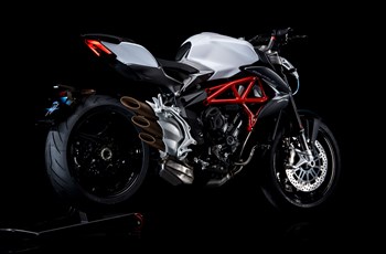 MV Agusta Brutale 800 2017 - Bild 3 MV Agusta Brutale 800 2017 - Bild 3