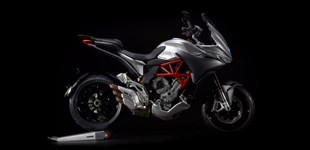 MV Agusta Turismo Veloce 800 2017 vs Triumph Tiger 900 GT Pro 2020