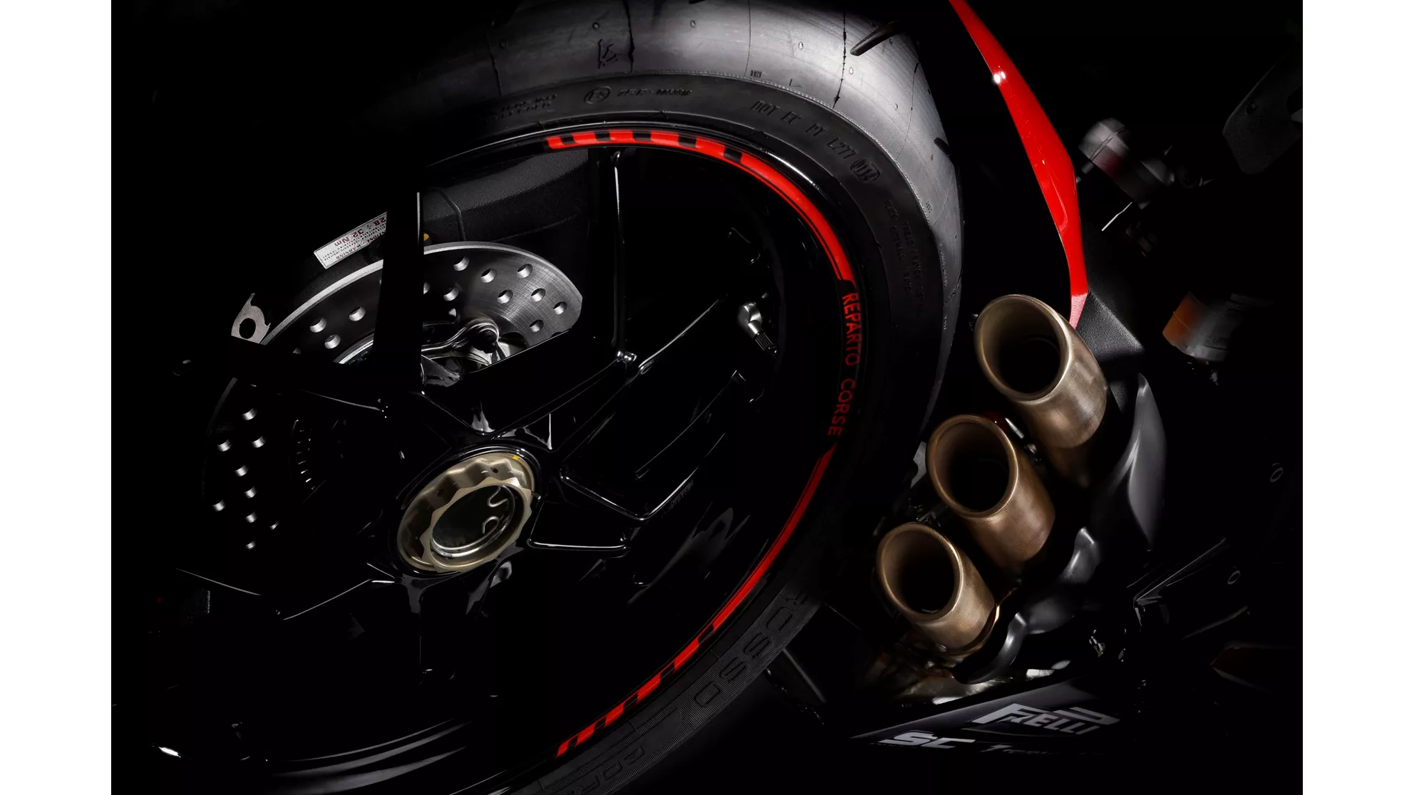 MV Agusta F3 675 RC - Image 23 MV Agusta F3 675 RC - Image 23