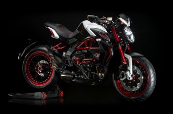 MV Agusta Brutale 800 RR LH44 Dragster 2017 - Bild 9 MV Agusta Brutale 800 RR LH44 Dragster 2017 - Bild 9