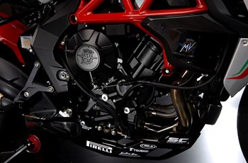 MV Agusta Dragster 800 RC 2017 - Bild 25