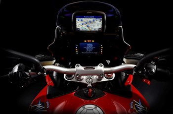 MV Agusta Turismo Veloce 800 RC 2017 - Bild 10