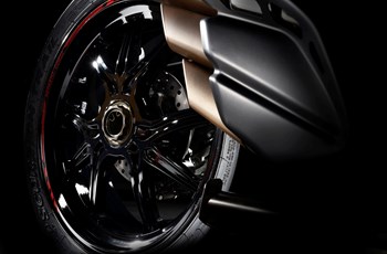 MV Agusta Turismo Veloce 800 RC 2017 - Bild 11