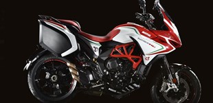 MV Agusta Turismo Veloce 800 RC 2017 vs MV Agusta Turismo Veloce 800 Lusso 2017