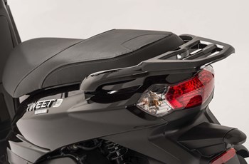Peugeot Tweet 125 2017 - Bild 17 Peugeot Tweet 125 2017 - Bild 17