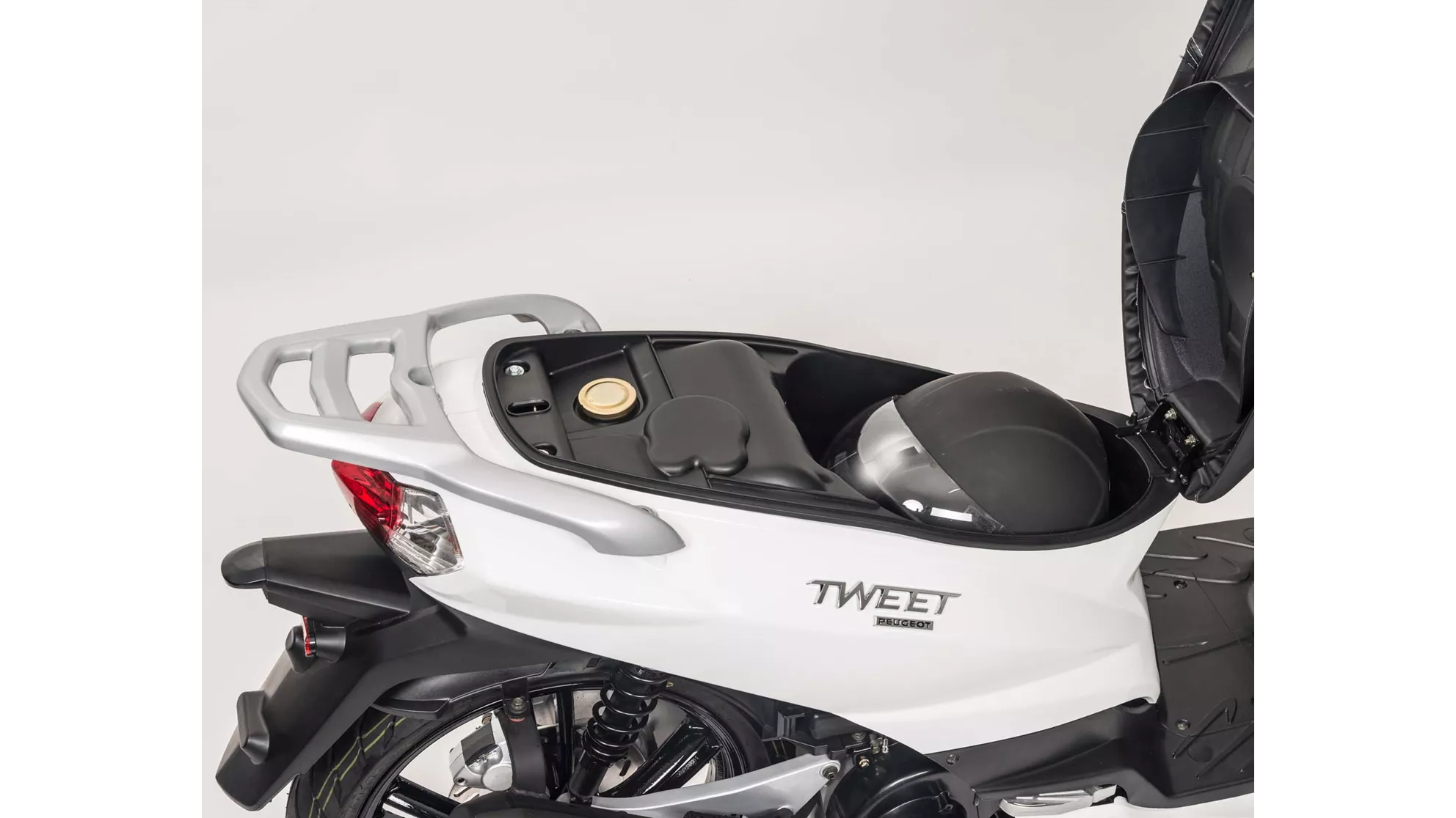 Peugeot Tweet 125 - Image 21 Peugeot Tweet 125 - Image 21