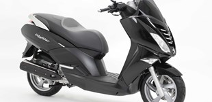 Yamaha XMAX 125 2016 vs Peugeot Citystar 125 2017