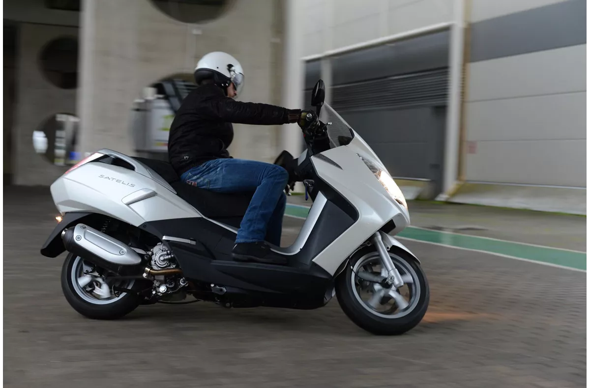 Peugeot Satelis 2 300 Peugeot Satelis 2 300