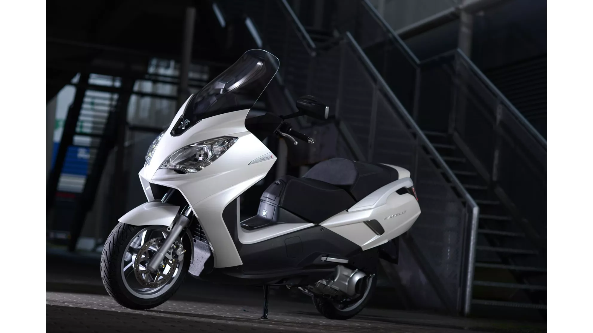 Peugeot Satelis 2 300 - Image 4 Peugeot Satelis 2 300 - Image 4