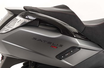 Peugeot Satelis 2 125 RS 2017 - Bild 24