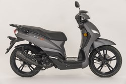 Peugeot Tweet 125 RS 2017