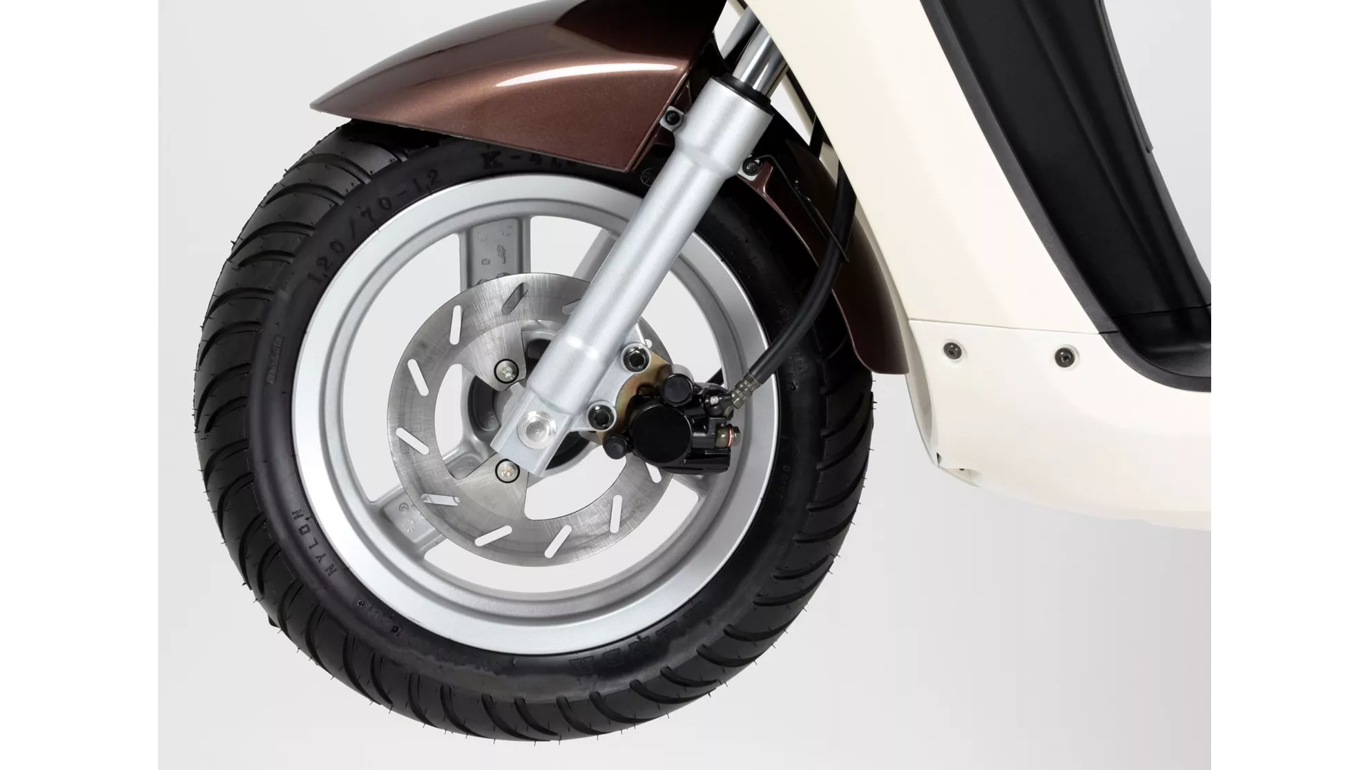 Peugeot Vivacity Sixties 4T 50 - Image 1 Peugeot Vivacity Sixties 4T 50 - Image 1