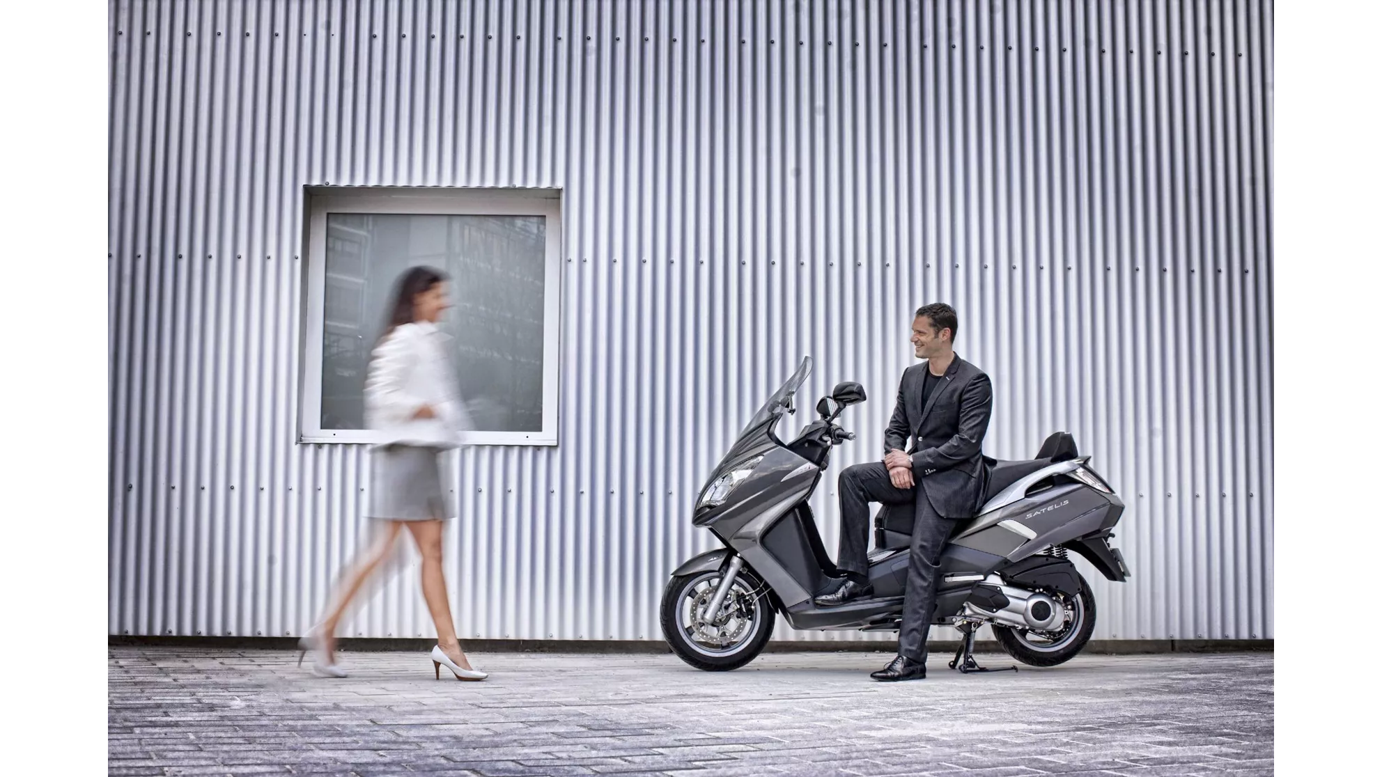 Peugeot Satelis 2 400 - Image 2 Peugeot Satelis 2 400 - Image 2