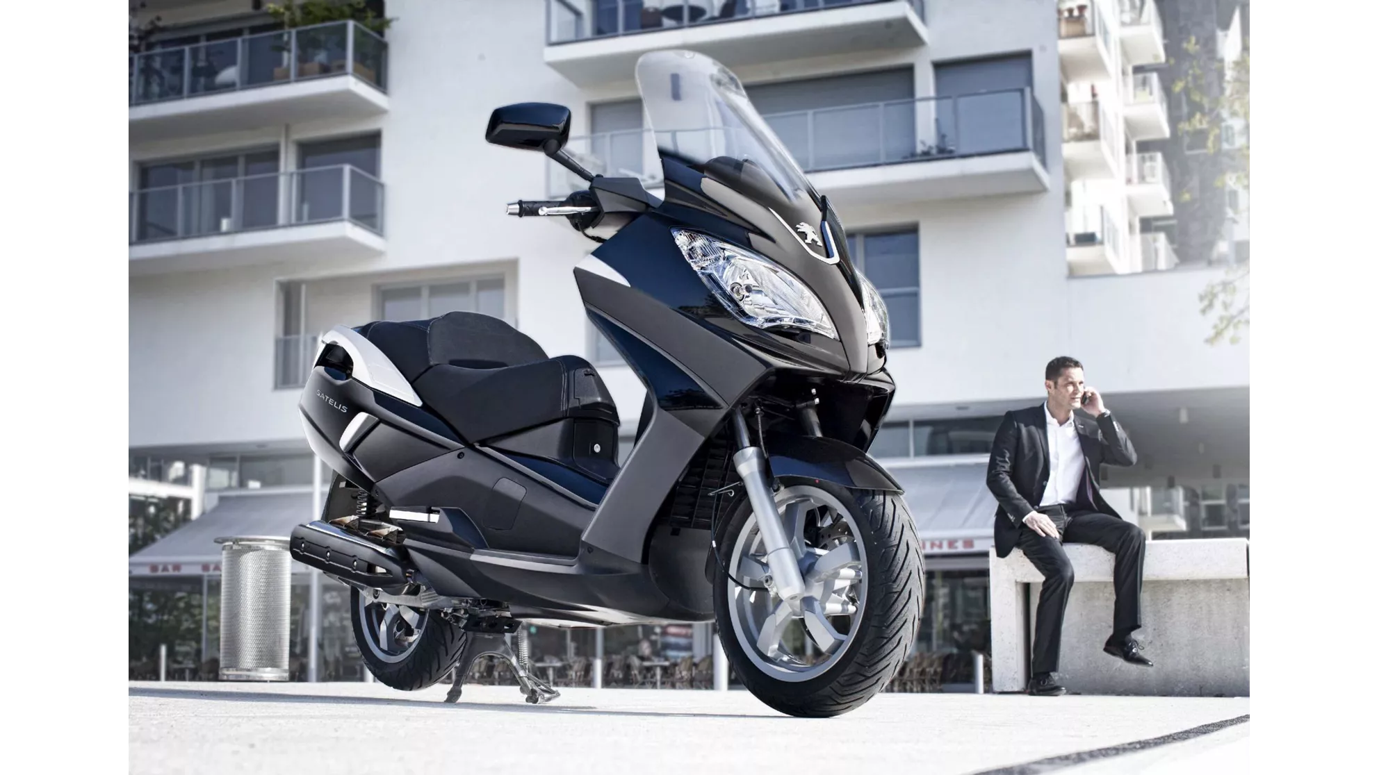 Peugeot Satelis 2 400 - Image 8 Peugeot Satelis 2 400 - Image 8