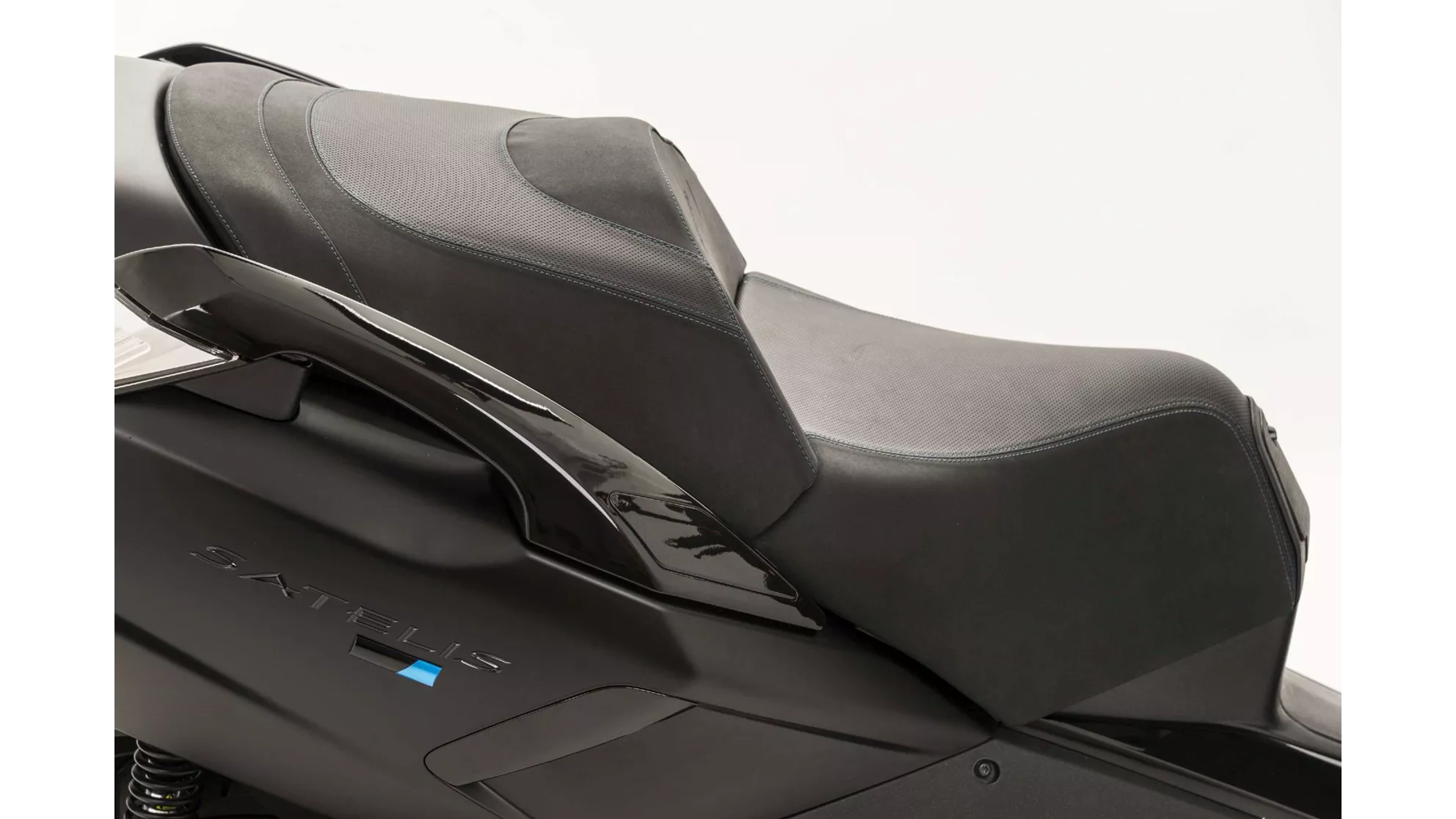 Peugeot Satelis 125 Blue Line - Image 4 Peugeot Satelis 125 Blue Line - Image 4