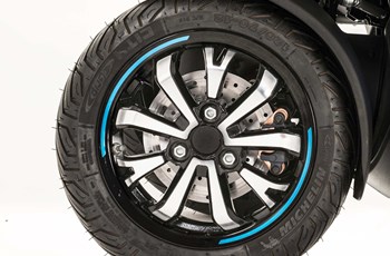 Peugeot Metropolis 400 Blue Line 2017 - Bild 7