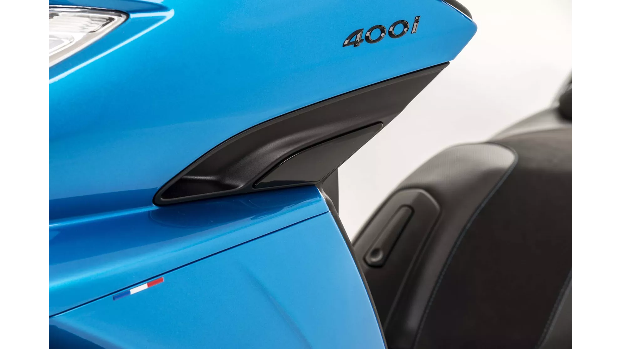 Peugeot Metropolis 400 Blue Line - Image 12 Peugeot Metropolis 400 Blue Line - Image 12