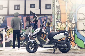 Peugeot Streetzone 12 Naked 2017 - Bild 14