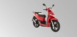 Peugeot Professionals Tweet 50 Pro 4T 2017 vs Peugeot Tweet 50 2021