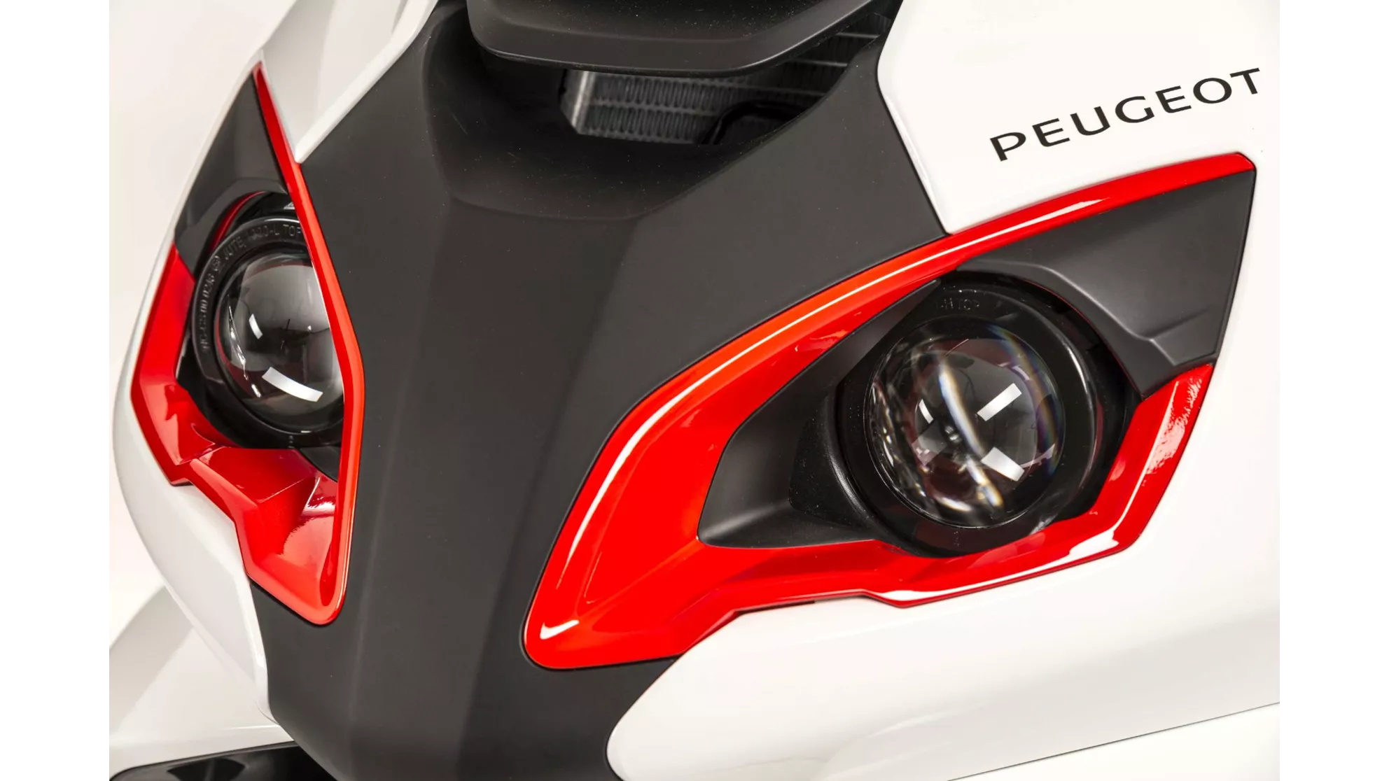 Peugeot Speedfight 3 125 Ice Blade - Image 8 Peugeot Speedfight 3 125 Ice Blade - Image 8