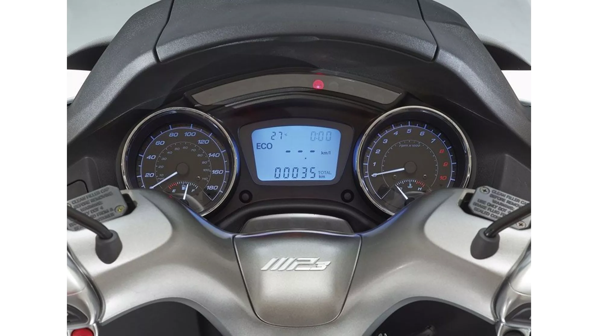 Piaggio MP3 500ie LT Sport - Image 1 Piaggio MP3 500ie LT Sport - Image 1