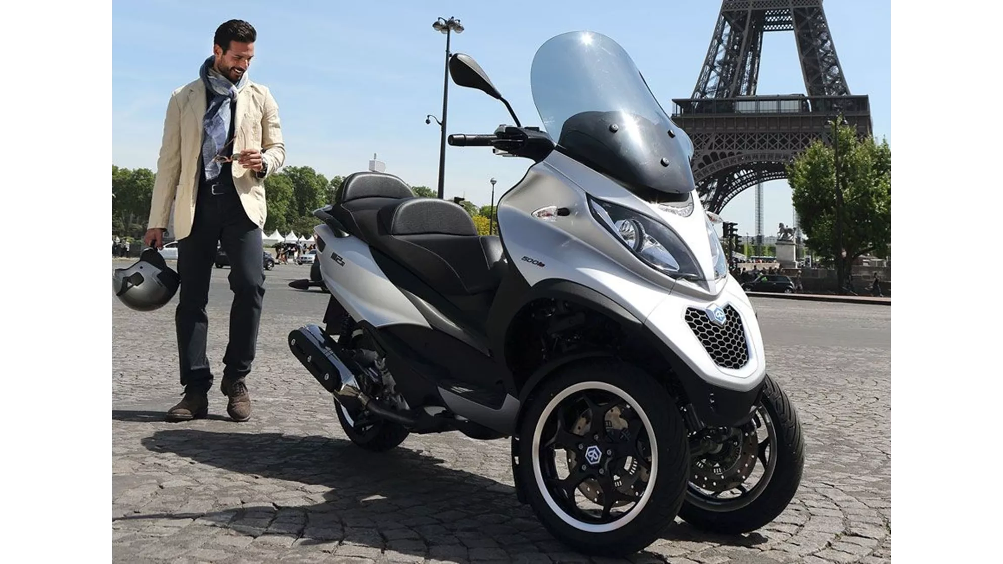 Piaggio MP3 500ie LT Sport - Image 5 Piaggio MP3 500ie LT Sport - Image 5