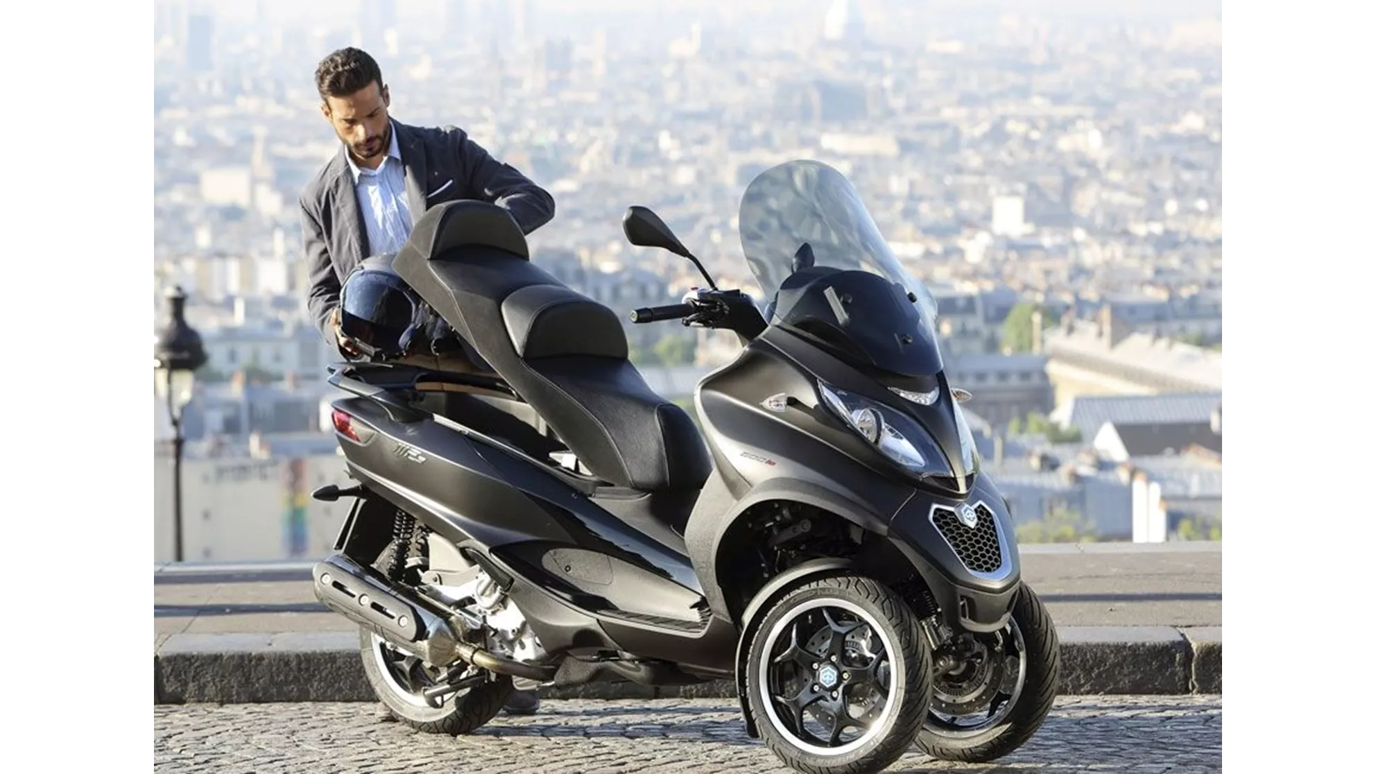 Piaggio MP3 500ie LT Sport - Image 6 Piaggio MP3 500ie LT Sport - Image 6