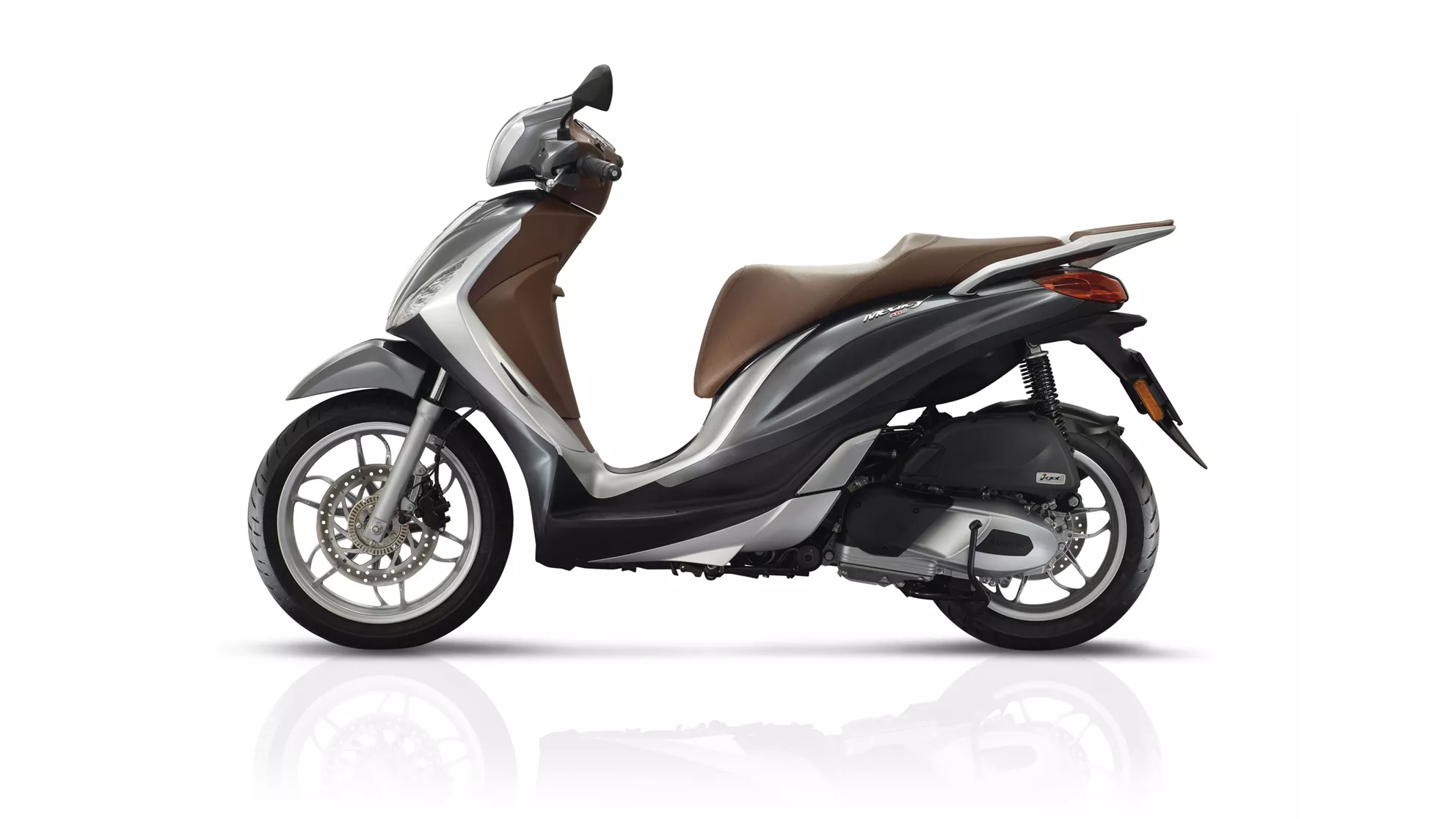 Piaggio Medley 125 ie IGET - Image 2 Piaggio Medley 125 ie IGET - Image 2