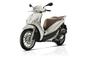 Piaggio Medley 125 ie IGET 2017 - Bild 8 Piaggio Medley 125 ie IGET 2017 - Bild 8