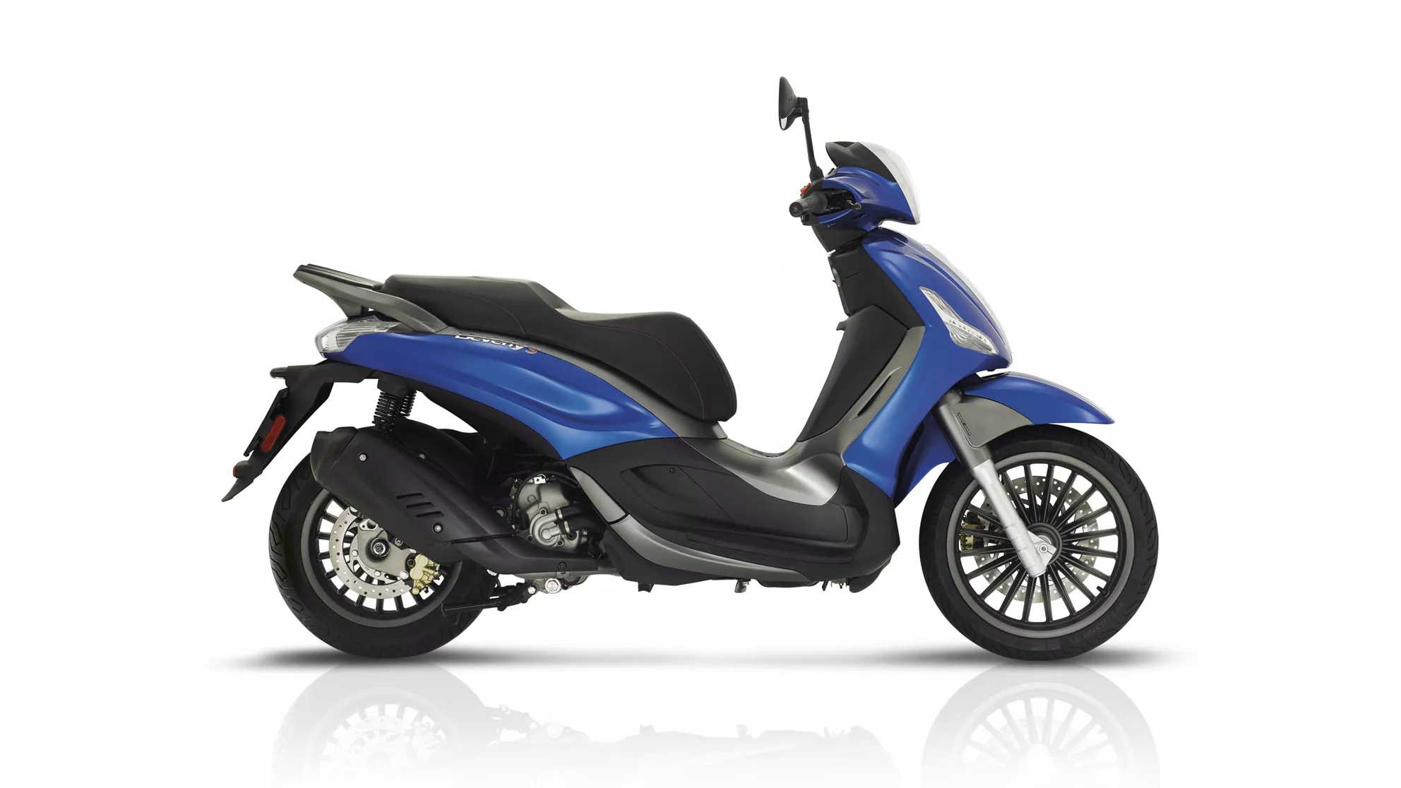 Piaggio Beverly 300 i.e.S - Image 5 Piaggio Beverly 300 i.e.S - Image 5