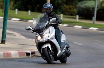 Sym GTS 300i 2017 - Bild 12