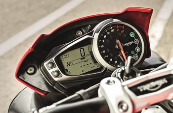 Triumph Speed Triple S 2017 - Bild 8 Triumph Speed Triple S 2017 - Bild 8