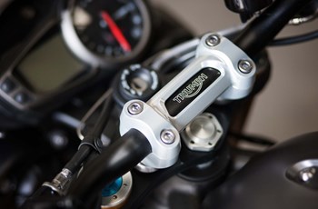 Triumph Speed Triple R 2017 - Bild 8 Triumph Speed Triple R 2017 - Bild 8
