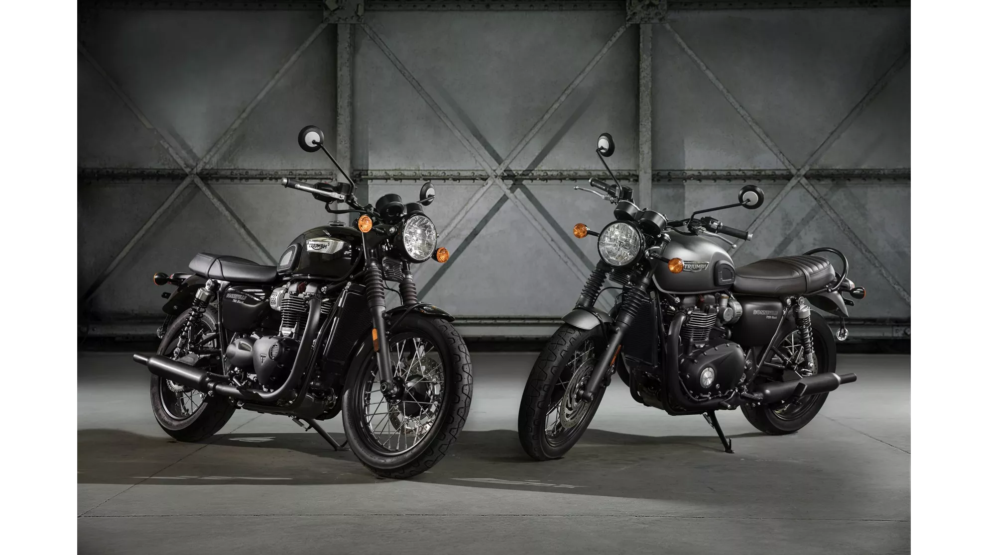 Triumph Bonneville T100 Black - Image 14 Triumph Bonneville T100 Black - Image 14