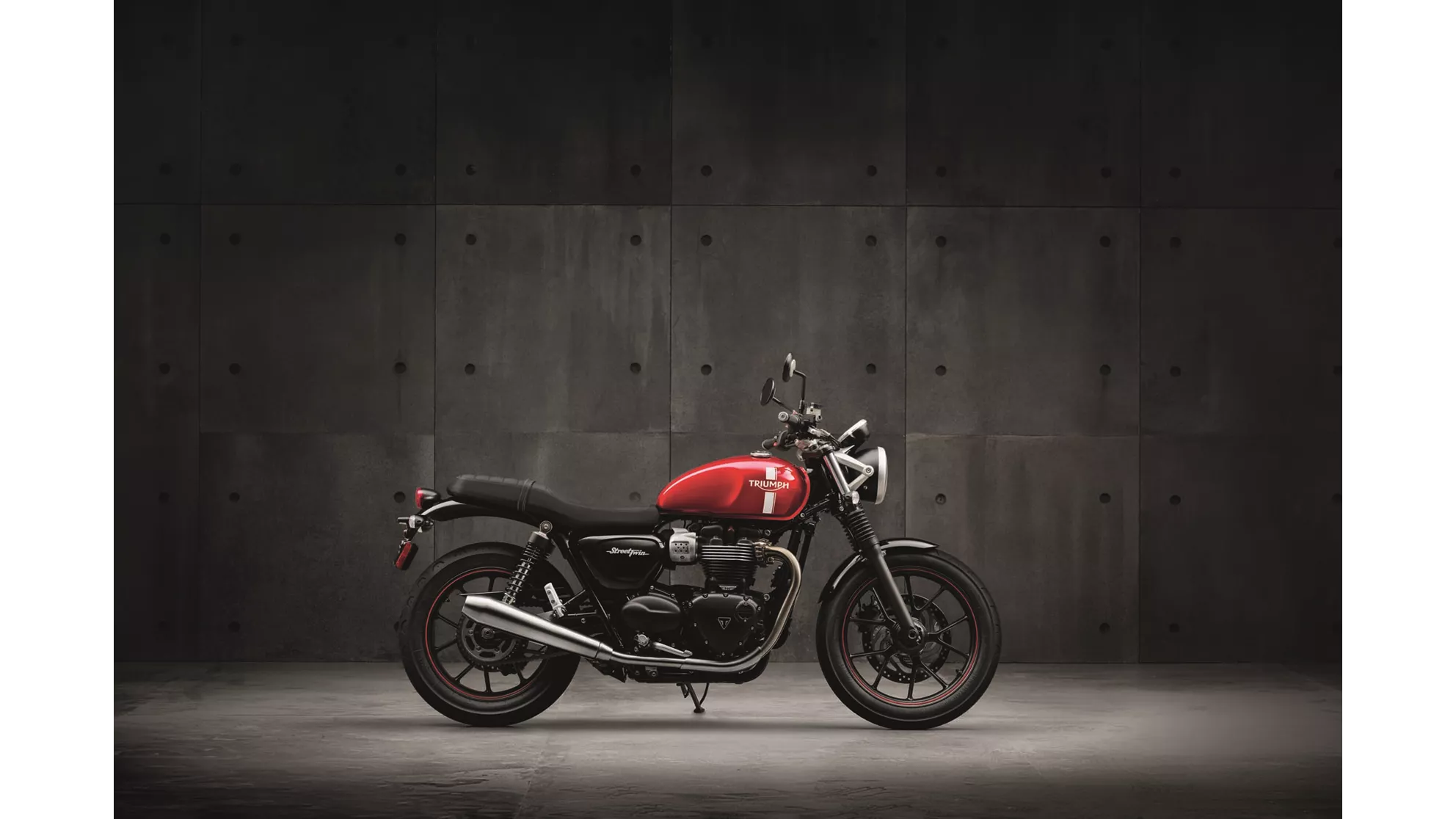 Triumph Street Twin - Image 19 Triumph Street Twin - Image 19