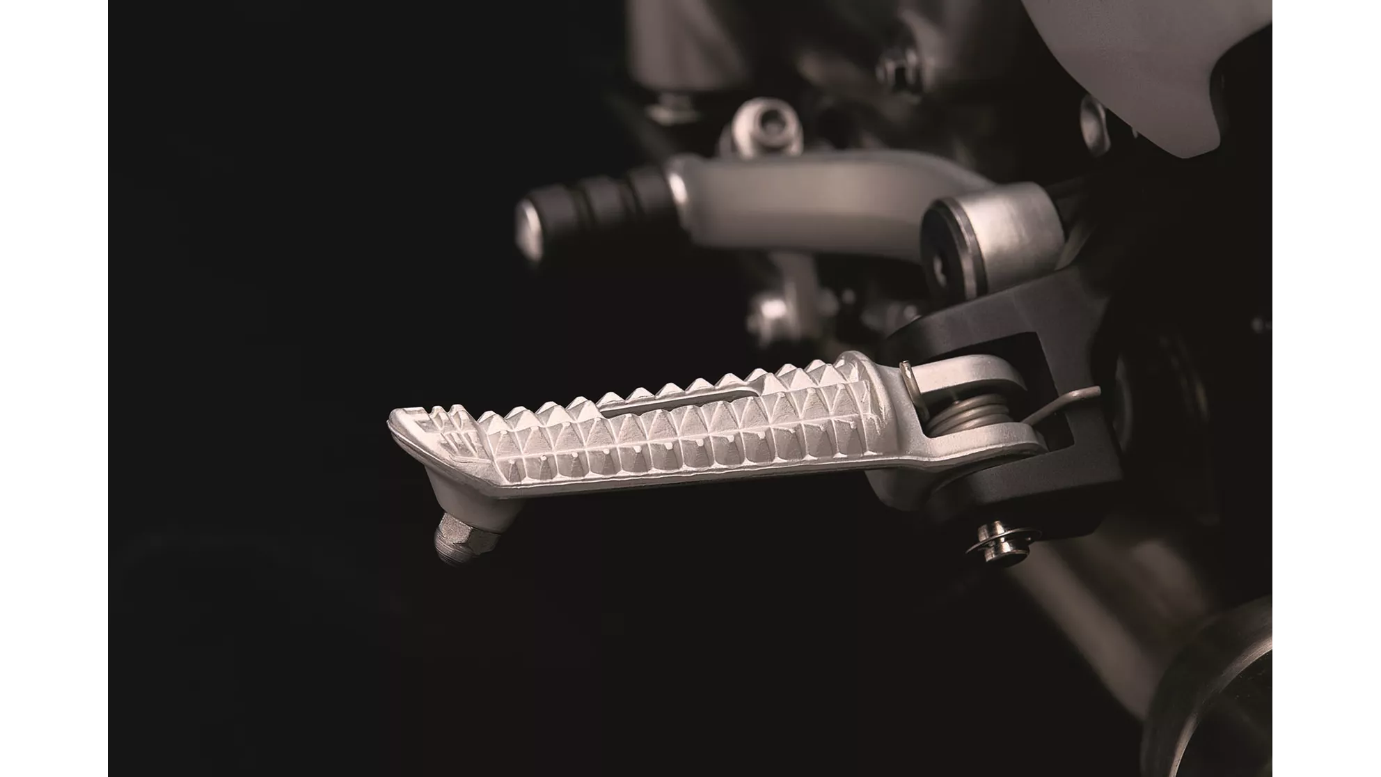 Triumph Thruxton 1200R - Image 13 Triumph Thruxton 1200R - Image 13