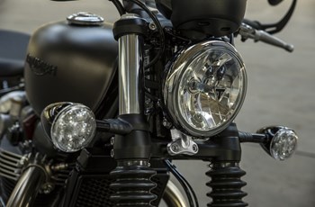 Triumph Bonneville Bobber 2017 - Bild 30 Triumph Bonneville Bobber 2017 - Bild 30