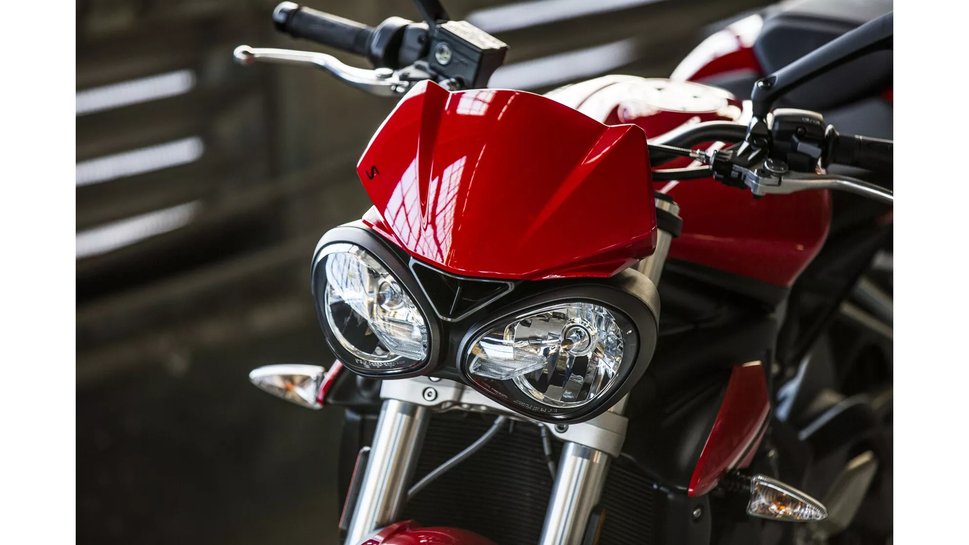 Triumph Street Triple S - Image 5 Triumph Street Triple S - Image 5