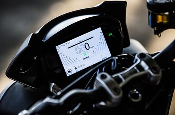 Triumph Street Triple 765 R 2017 - Bild 15 Triumph Street Triple 765 R 2017 - Bild 15